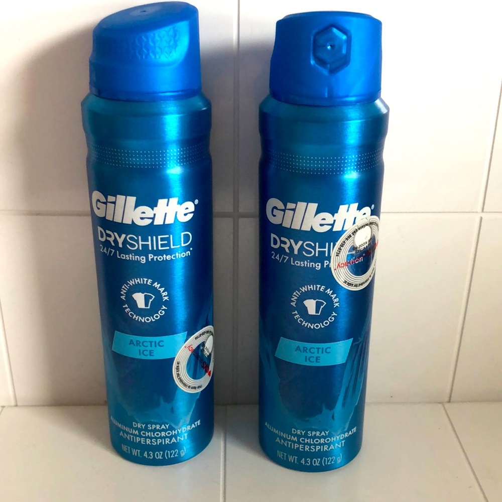 GILLETTE Dry Shield Dry Spray Antiperspirant Anti White Mark Set of Two (2)!